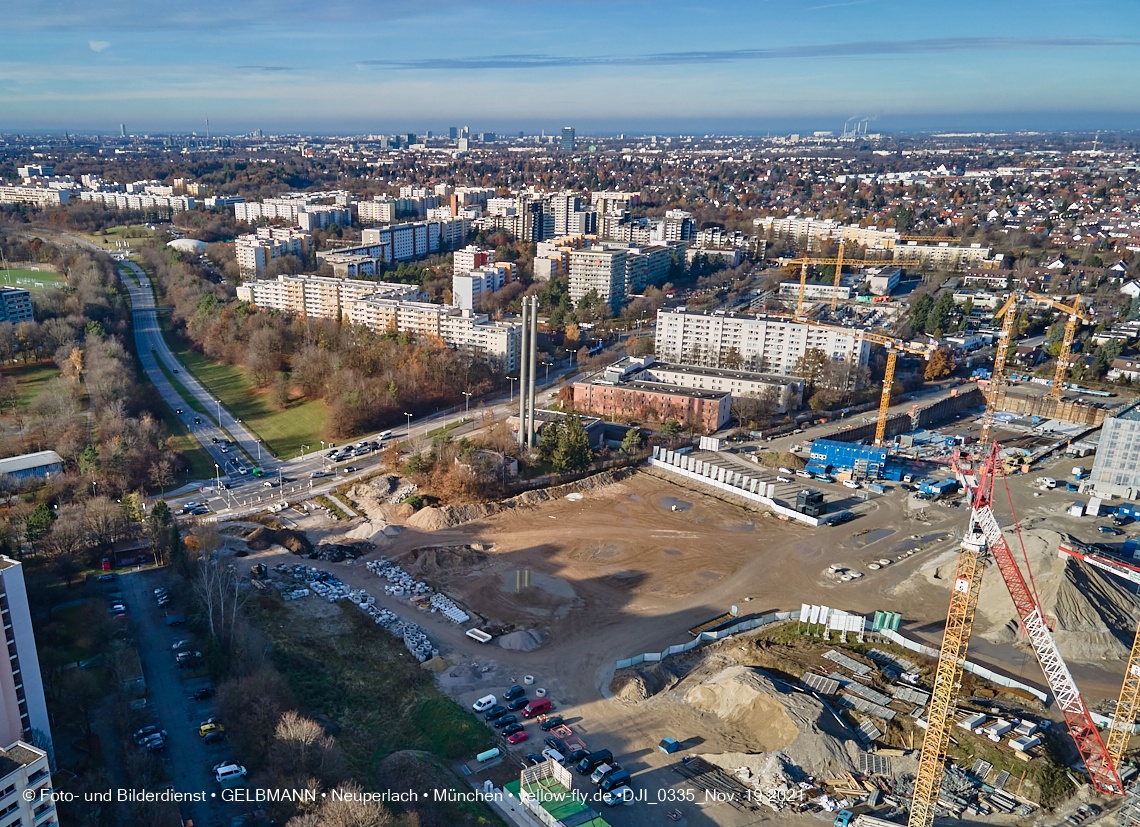 19.11.2021 - Luftbilder von der Baustelle Alexisquartier und Pandion Verde in Neuperlach
